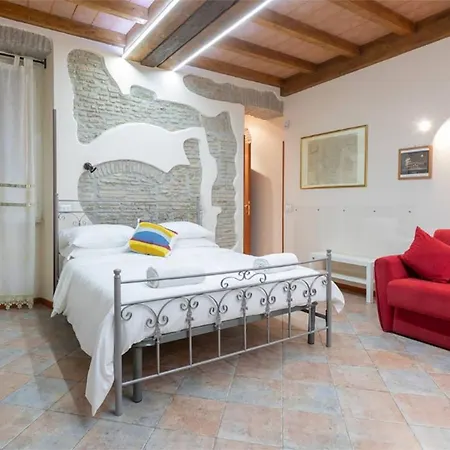 Rione Di Roma Center Apartment-2